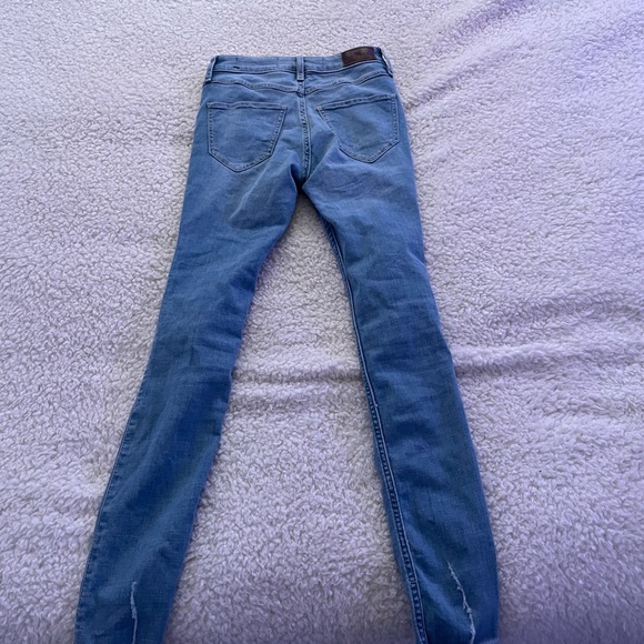 HOLLISTER Ripped Skinny Jeans - Picture 5 of 6